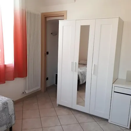 Fiera - Bolognina District Appartement *